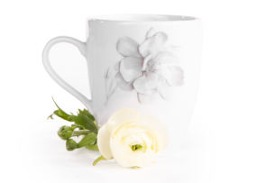 NORA MAGNOLIA, https://konsimo.cz/kolekce/nora-magnolia/ Hrnek Magnólie - obrázek