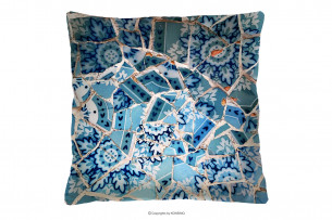 LUCENS, https://konsimo.cz/kolekce/lucens/ Dekorativní modrý polštář se vzory Modrá bílá - obrázek
